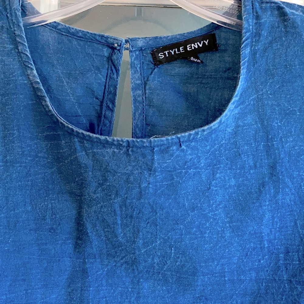 Style Envy | denim blue top size medium - Picture 2 of 4
